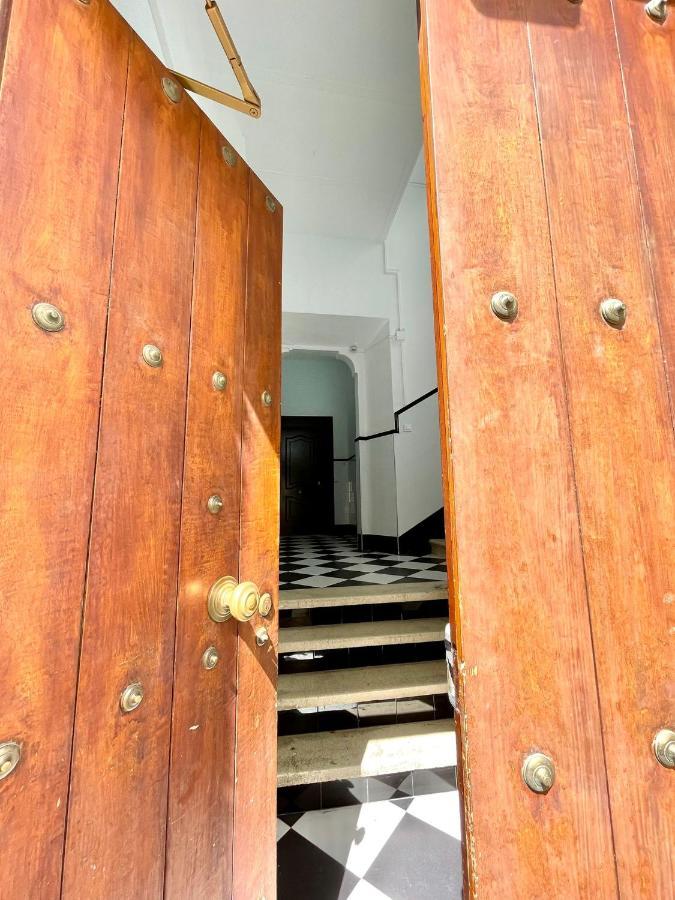 Gatu Villa Salinera, " Preferente Mayores De 25 Anos Y Familias " El Puerto de Santa Maria Exterior photo